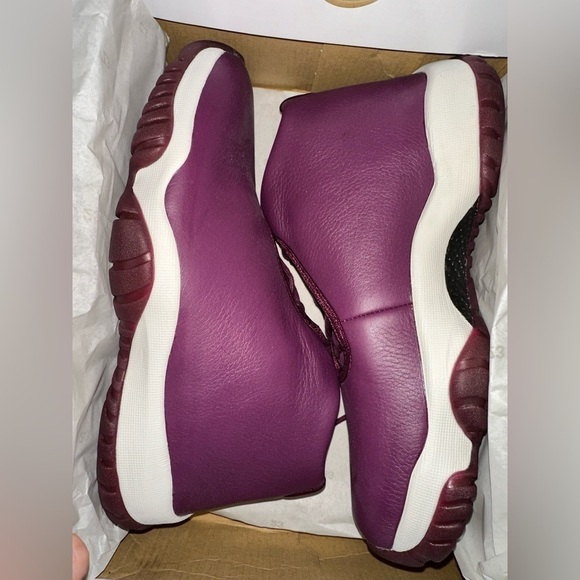 NWB women's air jordan future bordeaux phantom sz 8 athletic basketball shoes - Picture 7 of 10